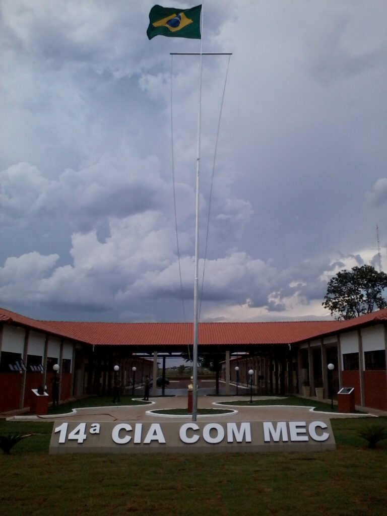 14ª CIA COM MEC EXÉRCITO BRASILEIRO EM DOURADOS - MS.