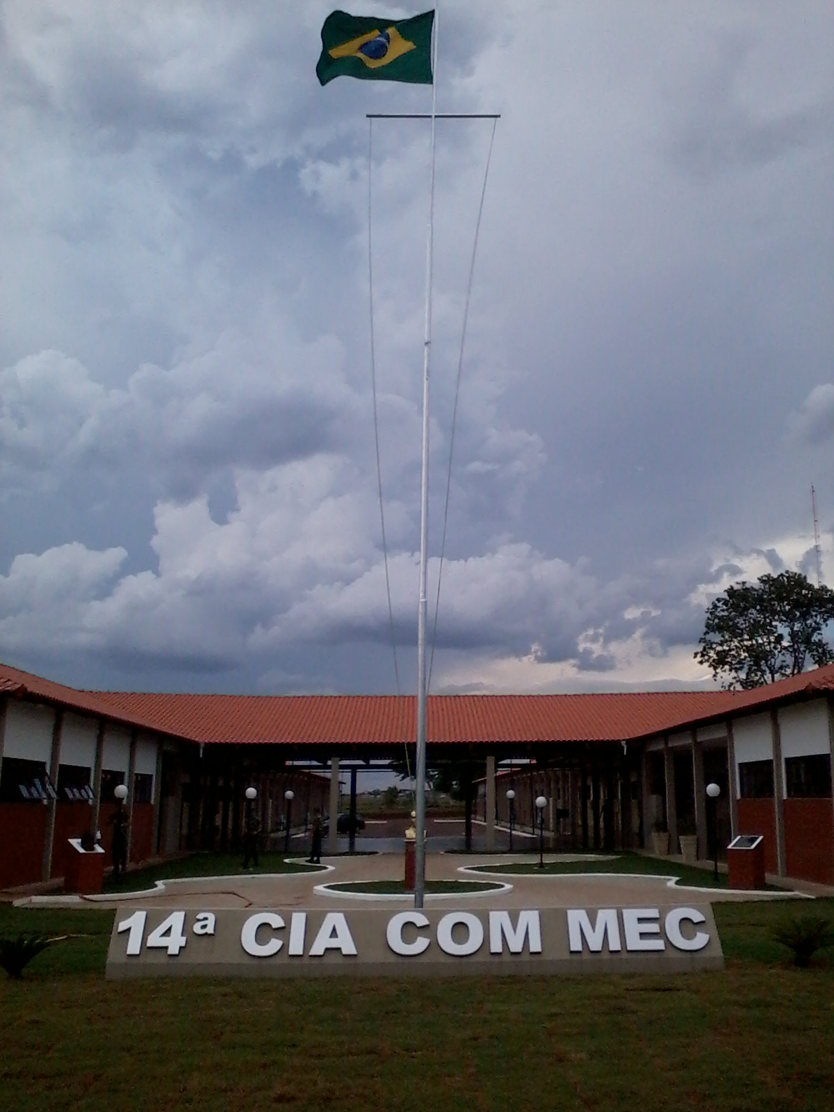 14ª CIA COM MEC EXÉRCITO BRASILEIRO EM DOURADOS - MS.